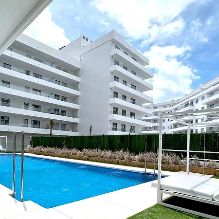 Breezy Bahia By Ginkgo Apartman *